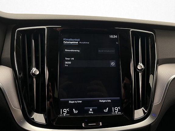 Volvo V60 28 of 30