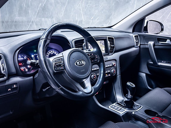 Kia Sportage 12 of 27