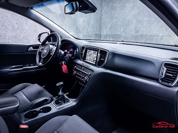 Kia Sportage 14 of 27