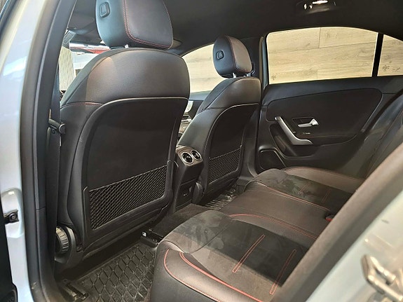 Mercedes-Benz A200 7 of 19
