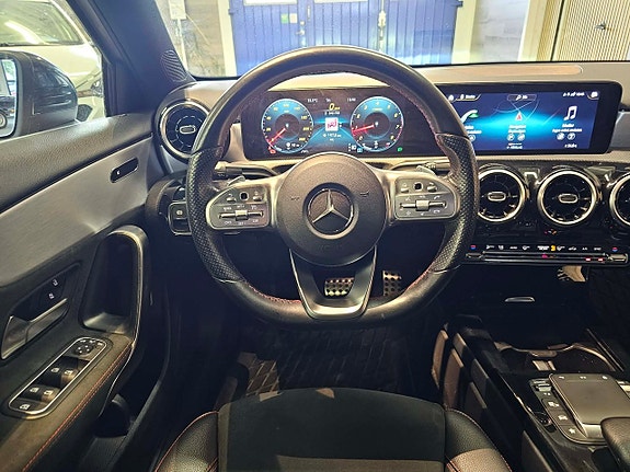 Mercedes-Benz A200 9 of 19