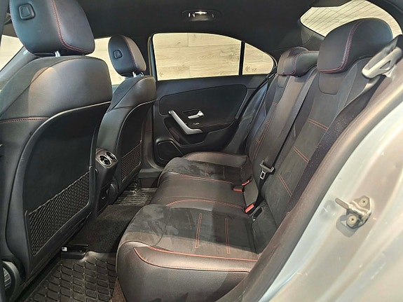 Mercedes-Benz A200 8 of 19