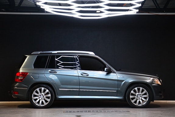 Mercedes-Benz GLK220 6 of 28