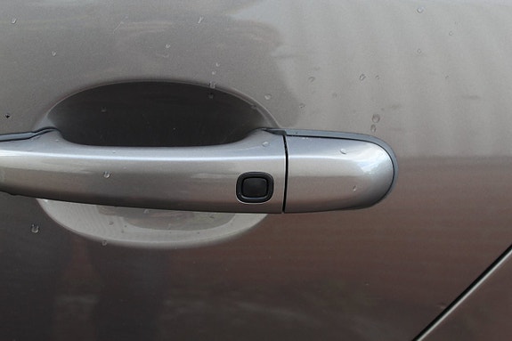 Jaguar XF 7 of 13