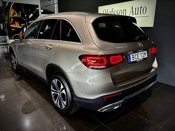 Mercedes-Benz GLC300 e 5 of 5