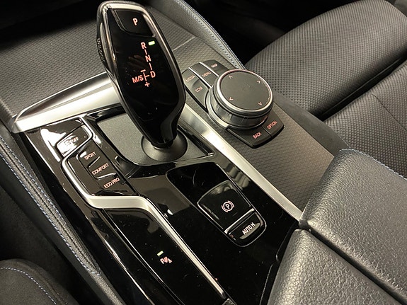 BMW 520d 14 of 15
