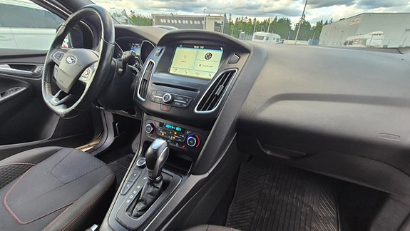 Ford Focus 9 of 10