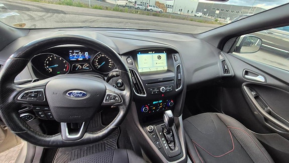 Ford Focus 6 of 10