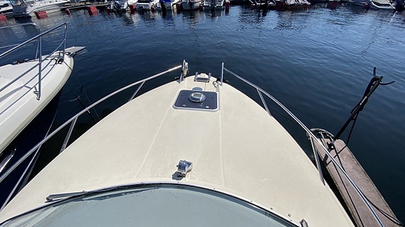 Windy 8000 1990 Volvo Penta 8,1 Gi -04 ca 600 tim 5 of 5