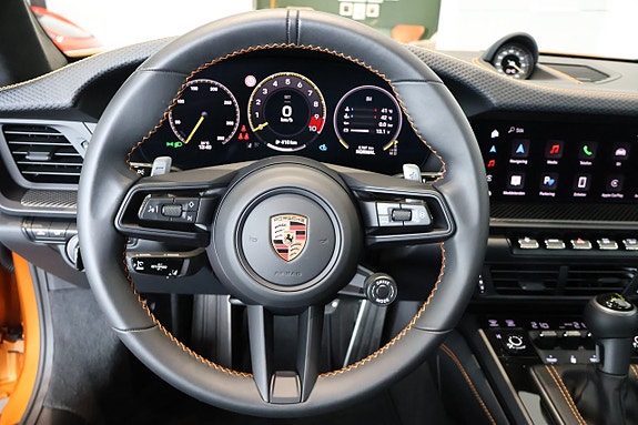 Porsche 911 GT3 7 of 11