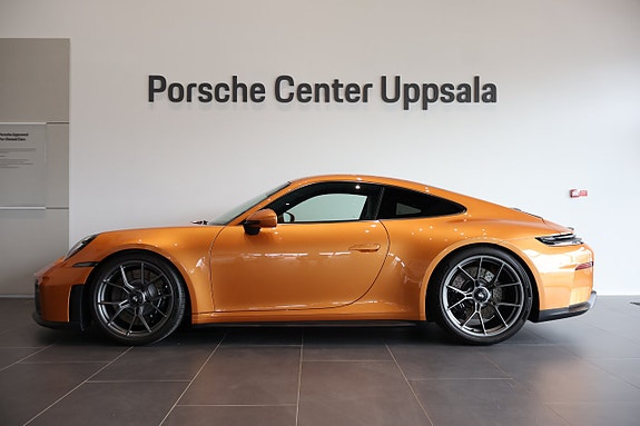 Porsche 911 GT3 2 of 5
