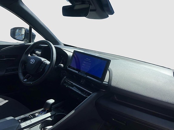 Toyota C-HR 6 of 13