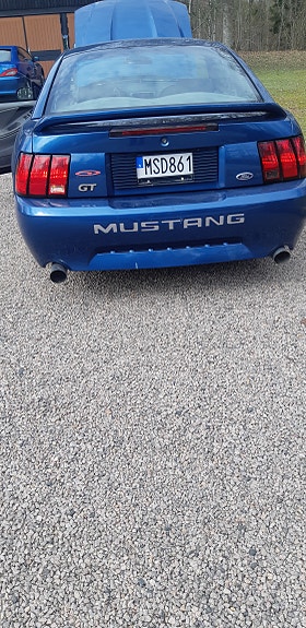 Ford Mustang 11 of 14