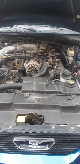 Ford Mustang 7 of 14