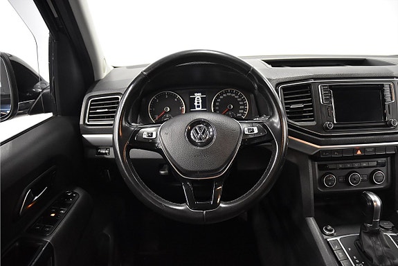 Volkswagen Amarok 2 of 5