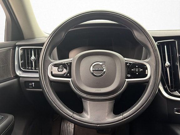 Volvo V60 14 of 30