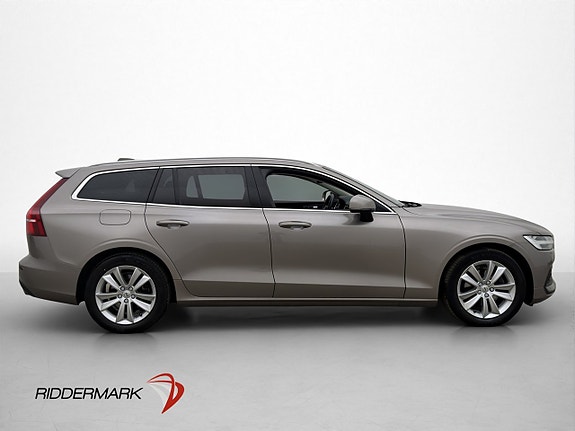 Volvo V60 9 of 30
