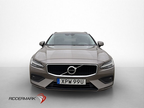 Volvo V60 2 of 30