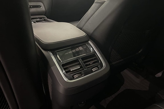 Volvo XC90 20 of 29