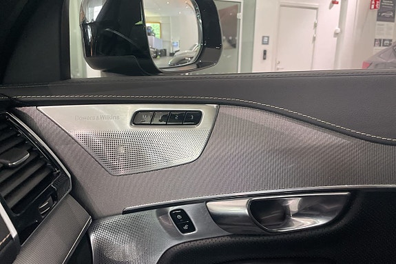 Volvo XC90 22 of 29