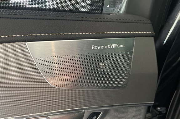 Volvo XC90 18 of 29