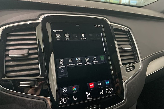 Volvo XC90 29 of 29