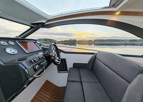 Grandezza 27 OC / Volvo Penta 260HK / 2014 / 6 407 kr/mån 10 of 11