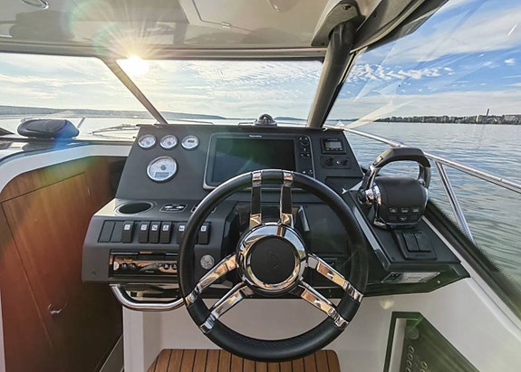 Grandezza 27 OC / Volvo Penta 260HK / 2014 / 6 407 kr/mån 11 of 11