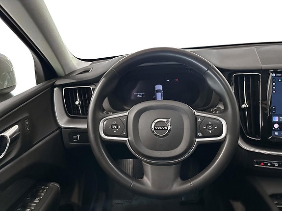 Volvo XC60 9 of 19