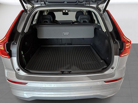 Volvo XC60 13 of 19