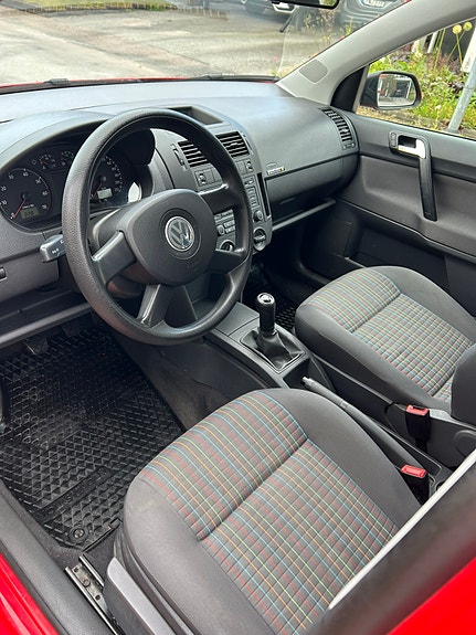 Volkswagen Polo 5 of 9