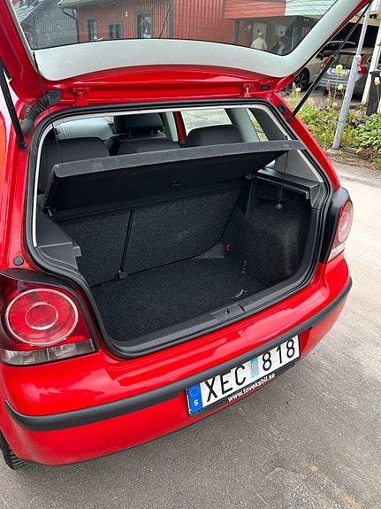 Volkswagen Polo 8 of 9