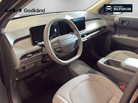 Kia EV3 8 of 17
