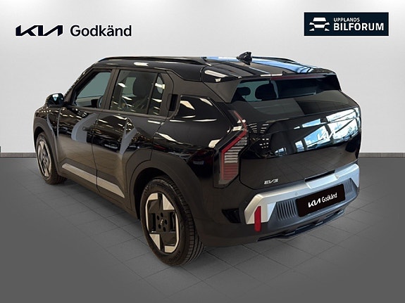 Kia EV3 6 of 17