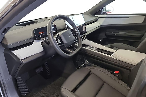 Polestar 4 14 of 21