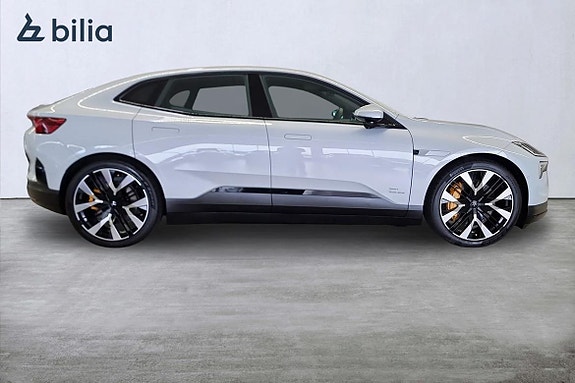 Polestar 4 18 of 21