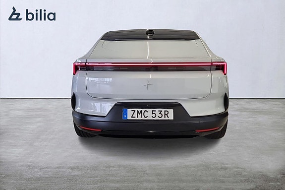 Polestar 4 5 of 5