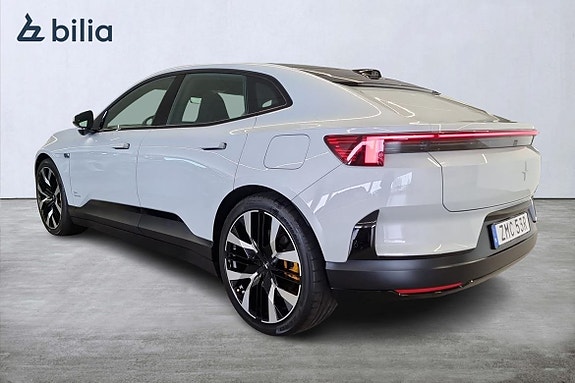 Polestar 4 2 of 5