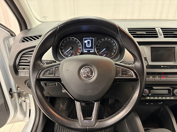 Skoda Fabia 8 of 17