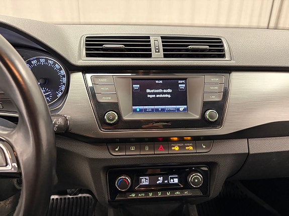 Skoda Fabia 10 of 17