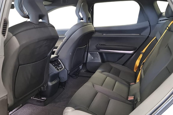 Polestar 3 13 of 23