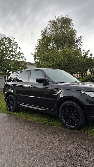 Land Rover Range Rover Sport 5 of 5