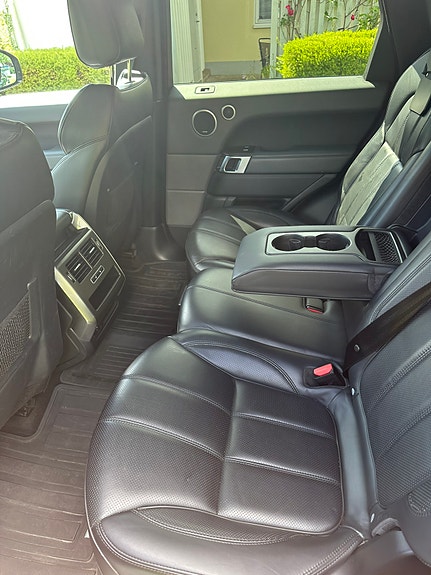 Land Rover Range Rover Sport 9 of 10
