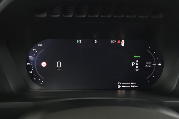 Volvo XC90 16 of 26