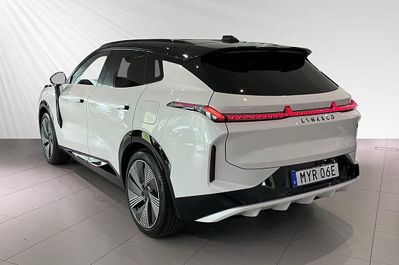 Lynk & Co 08 3 of 5