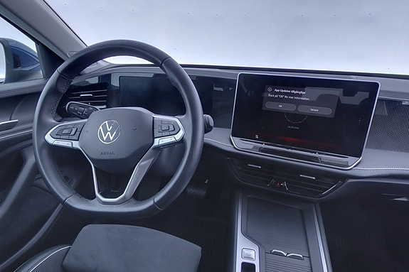 Volkswagen Passat 8 of 23