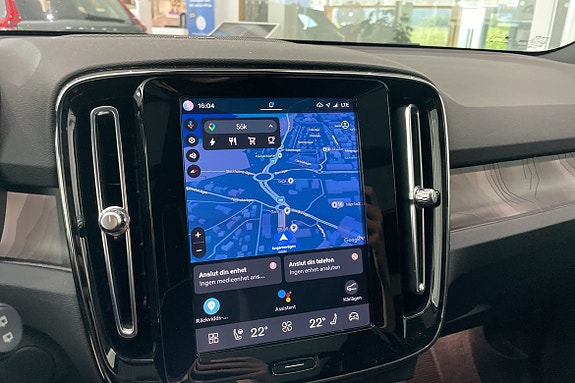 Volvo XC40 18 of 23