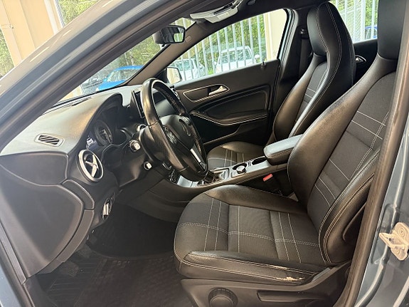 Mercedes-Benz A200 5 of 5