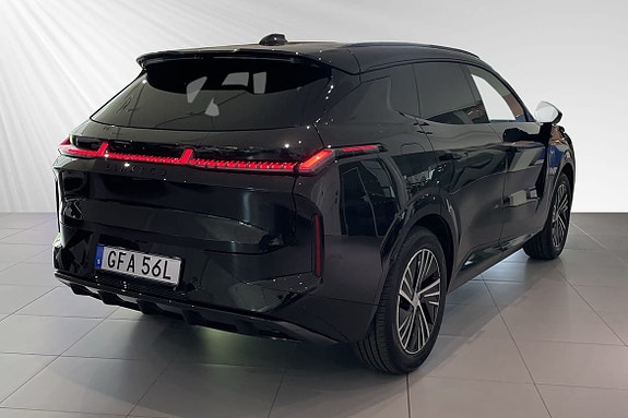 Lynk & Co 08 4 of 5