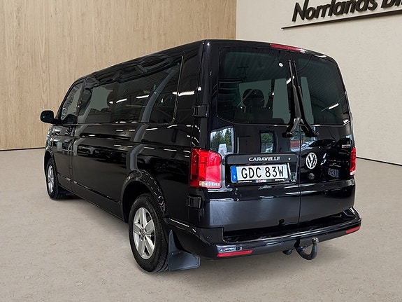 Volkswagen Caravelle 3 of 5